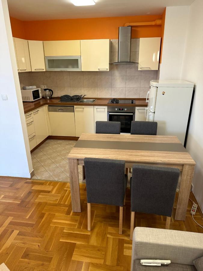 Apartman Aurora Leilighet Kaštel Novi Eksteriør bilde