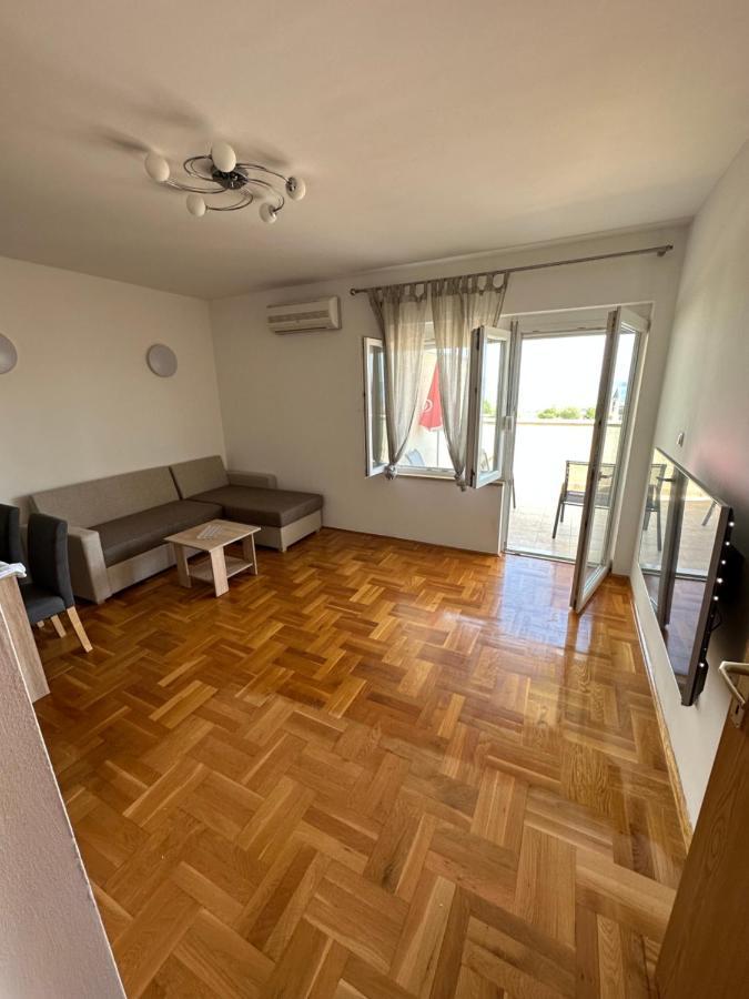 Apartman Aurora Leilighet Kaštel Novi Eksteriør bilde