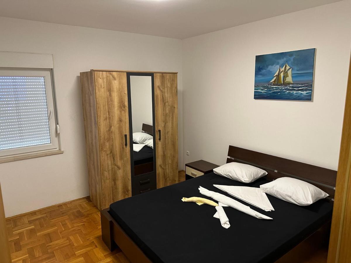 Apartman Aurora Leilighet Kaštel Novi Eksteriør bilde