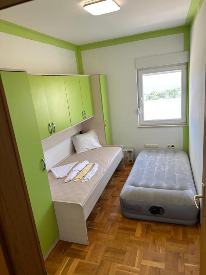 Apartman Aurora Leilighet Kaštel Novi Eksteriør bilde